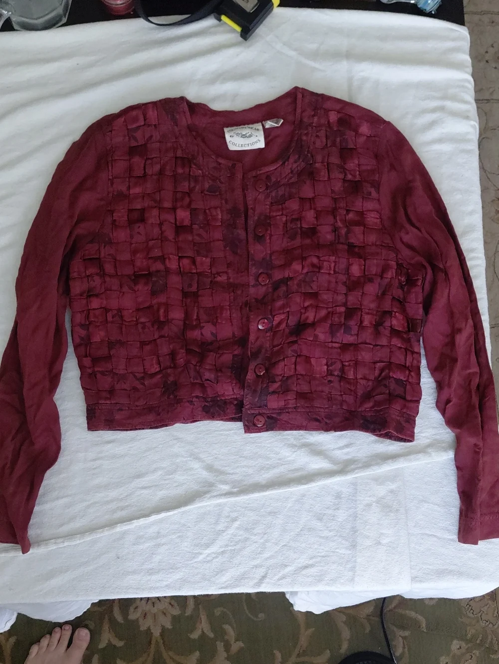 Vintage Cropped Cardigan Burgundy Textured Woven Front Button Sweater M